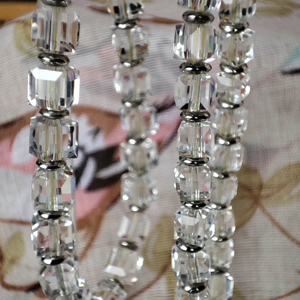 Pair of 2 Clear Square Crystal Glass Cube Stretch Bracelets Vintage Silver Tone